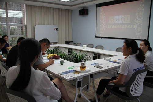 參觀考察現(xiàn)場