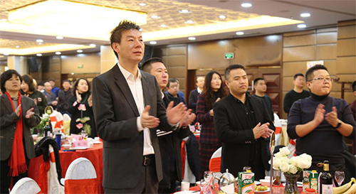 高唱《祖國頌》 高唱《祖國頌》