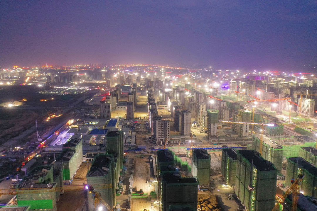 中基華集團致敬開路先鋒(圖2) 中基華集團致敬開路先鋒(圖2)